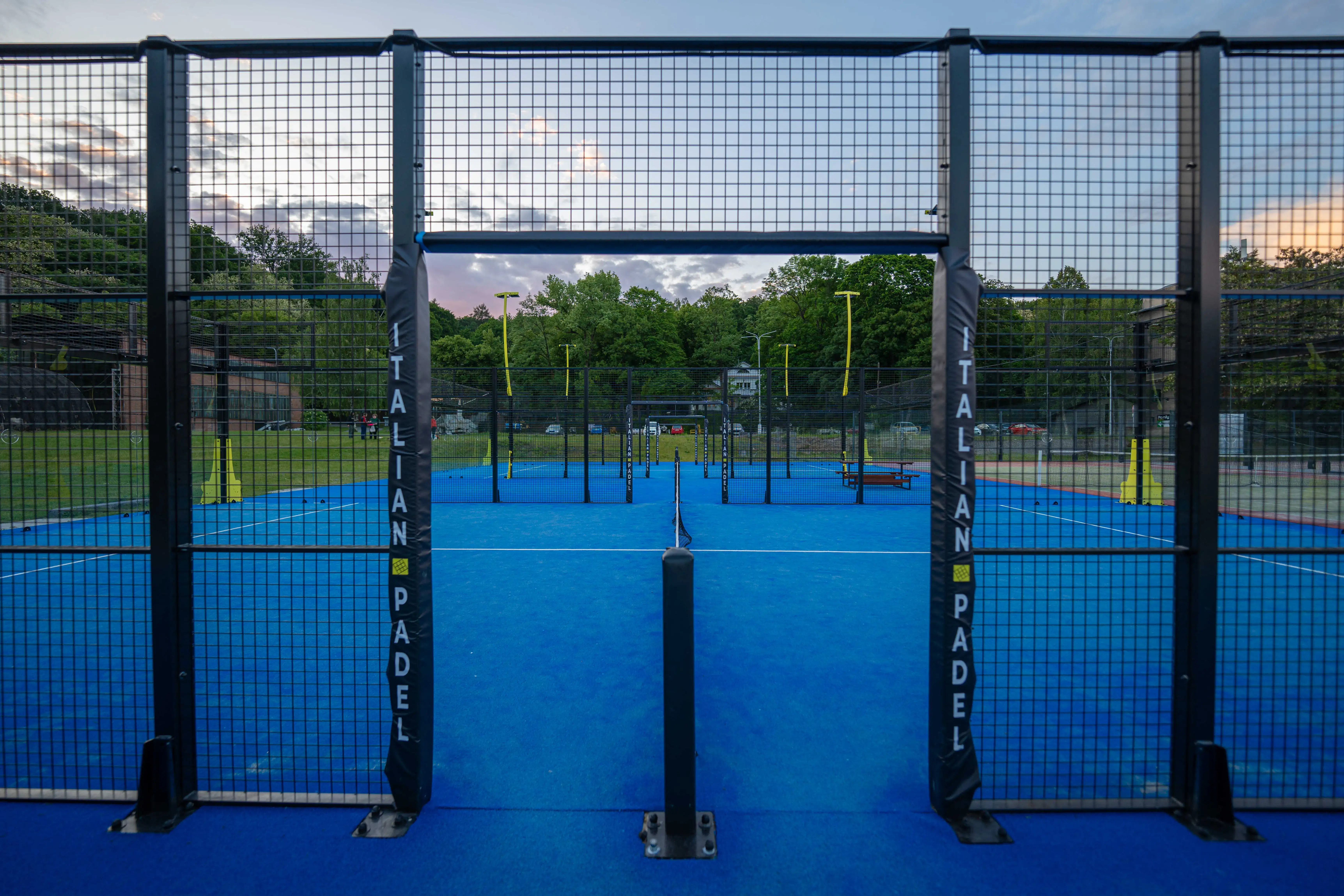 Padel kurty venku